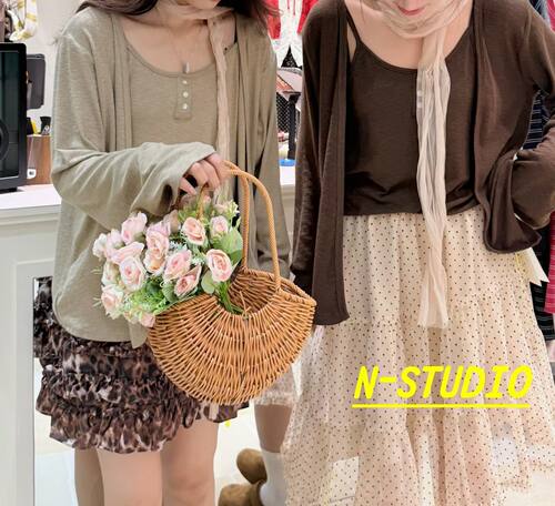 N家F6250#围巾飘带扣子吊带＋开衫 —咖色、绿色、白色/ M、L、XL