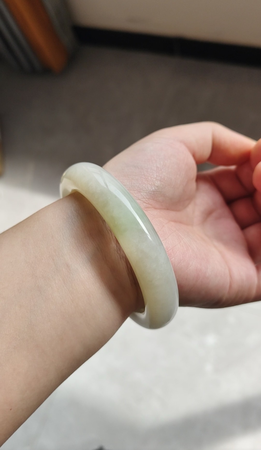 天然和田玉手镯多圈口送爱人对象