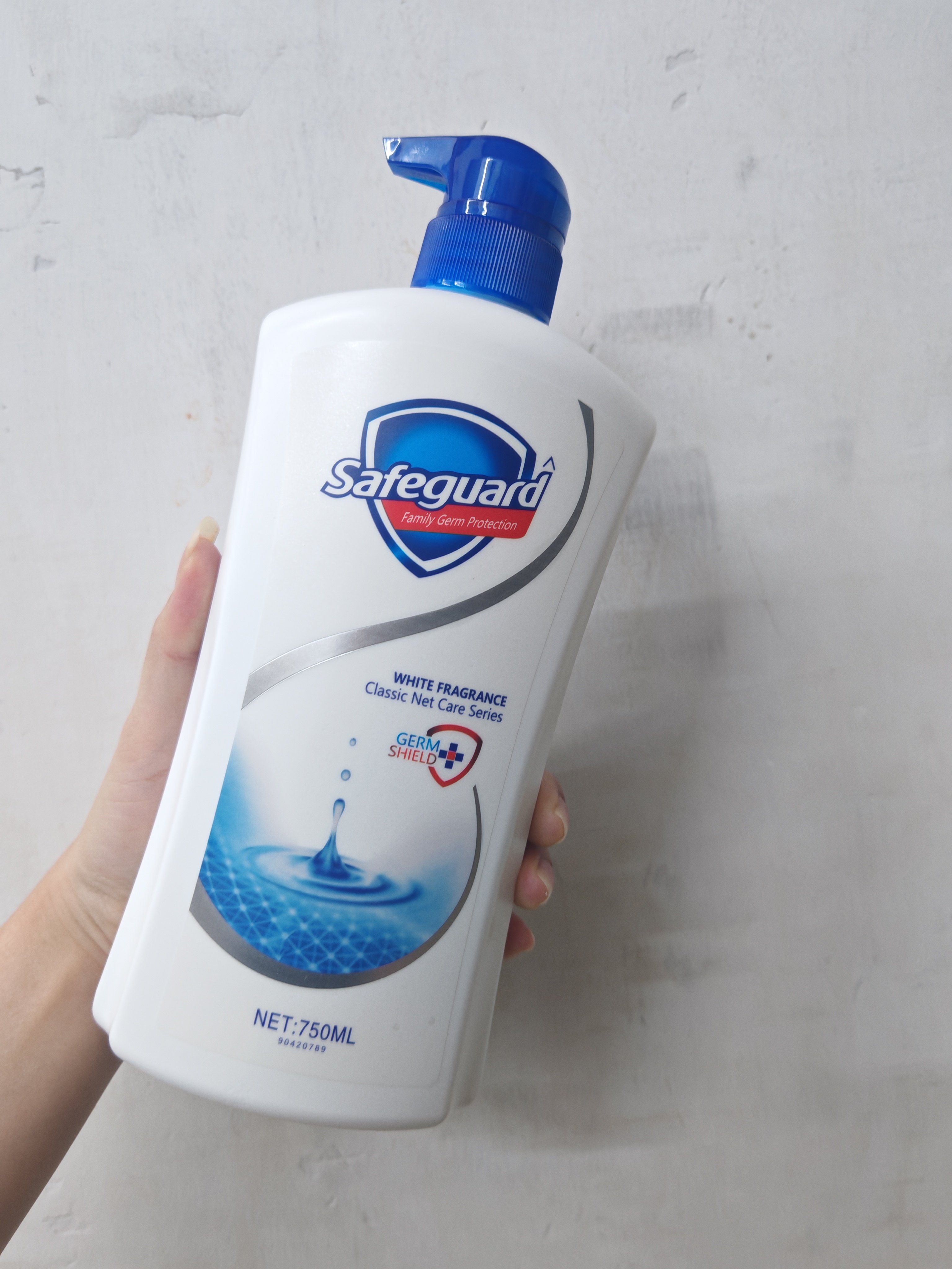 正品香港舒肤佳沐浴露清香经典系列洗澡温和清洁肌肤家庭装750ml