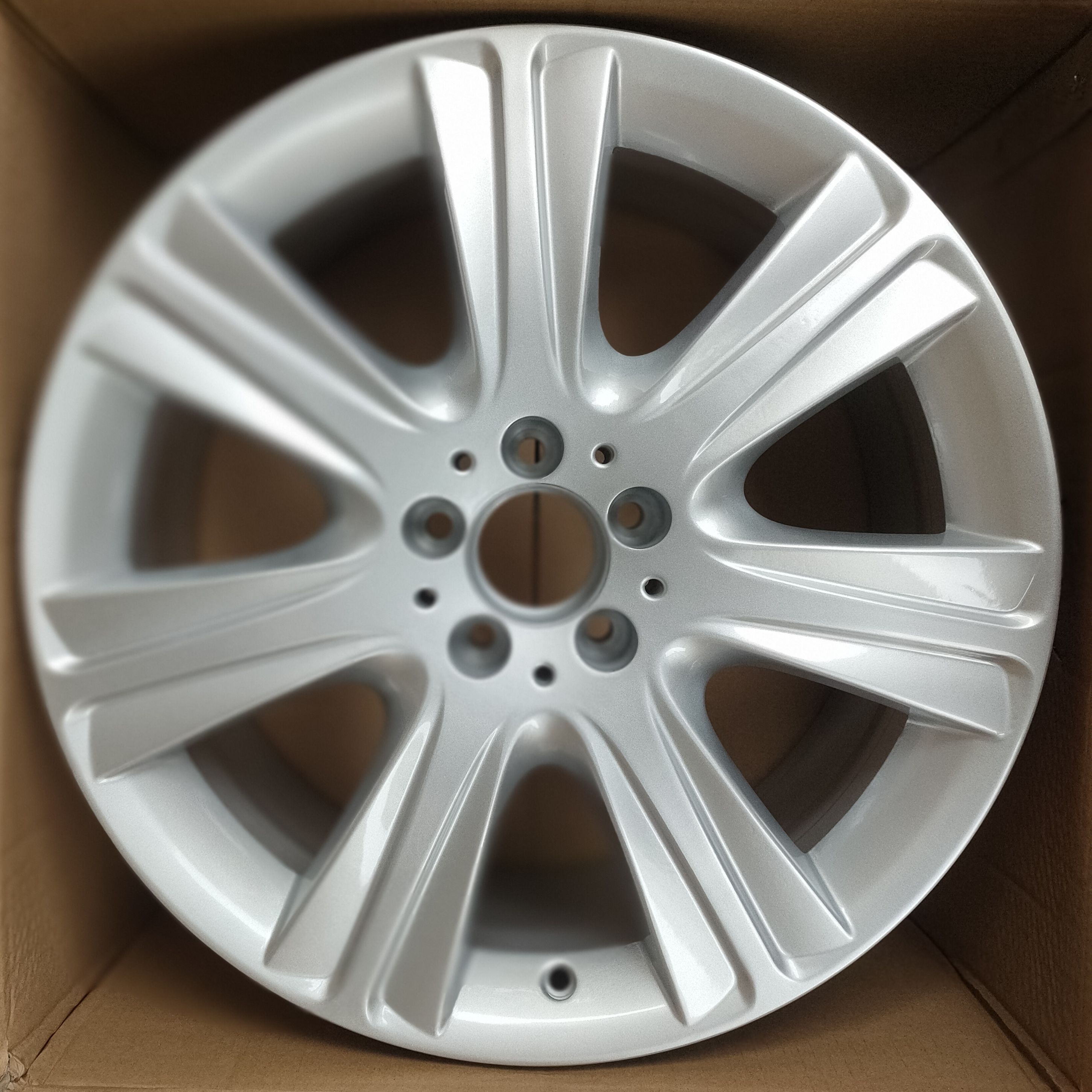 适用于19寸奔驰S400L铝合金轮毂S级原车款式钢圈全新胎铃S400铝轮