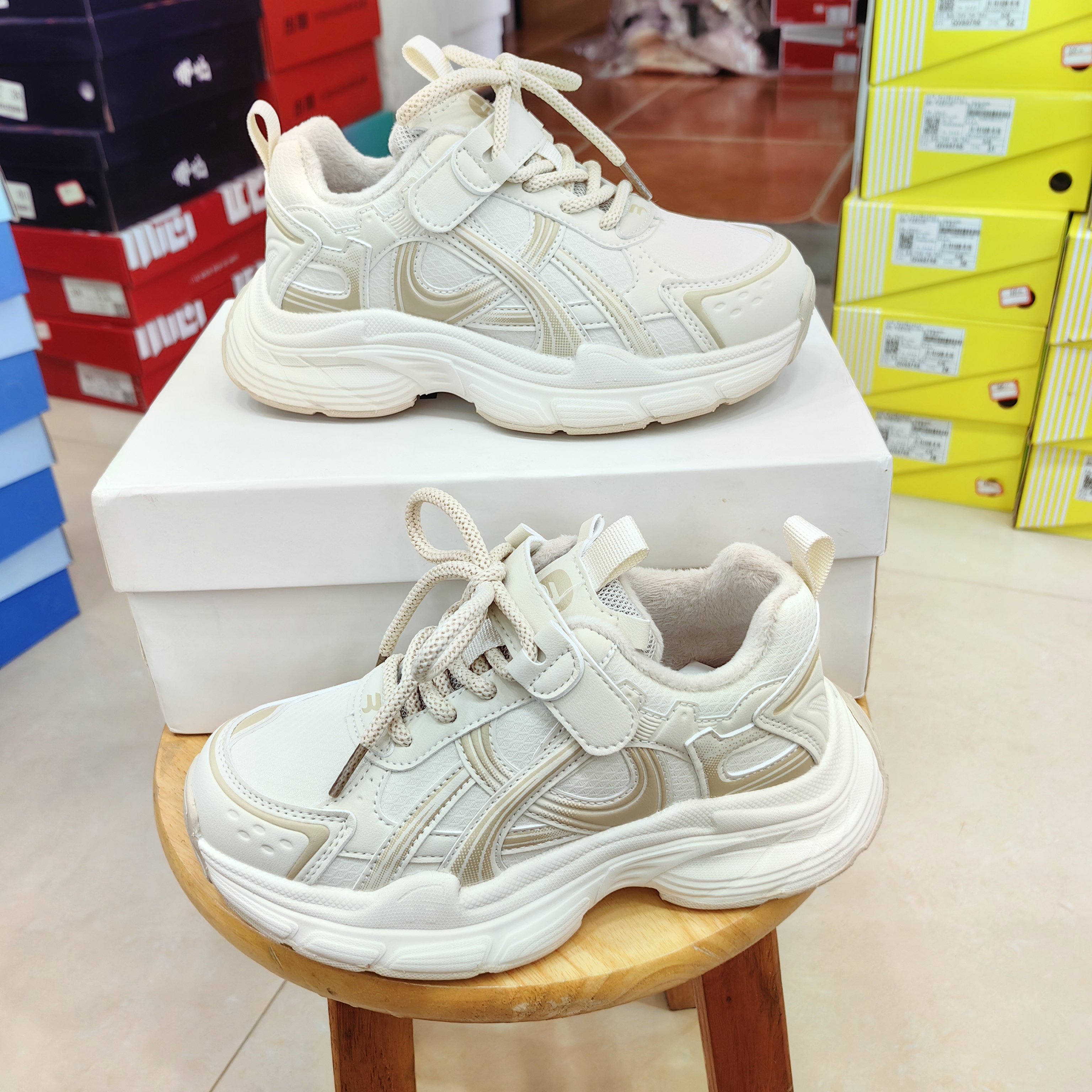 2025冬季新款儿童运动鞋棉鞋老爹鞋二棉男童休闲鞋跑步鞋女童加绒