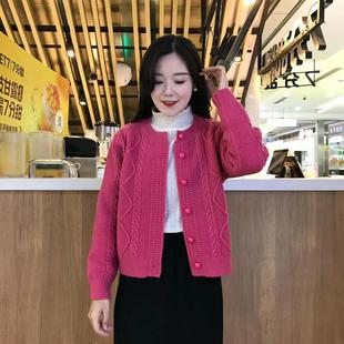 短款加厚毛衣开衫女秋冬2025新款别致复古宽松设计感麻花针织外套