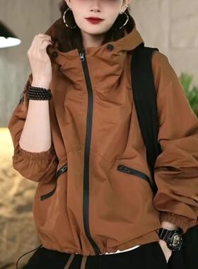 欧洲站连帽冲锋衣外套女春秋