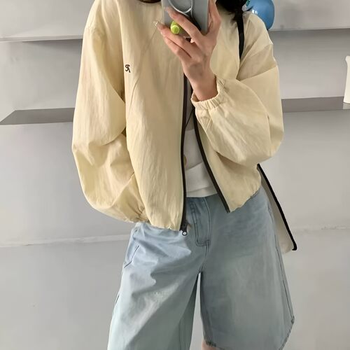 韩系立领拉链轻薄防晒衣女
