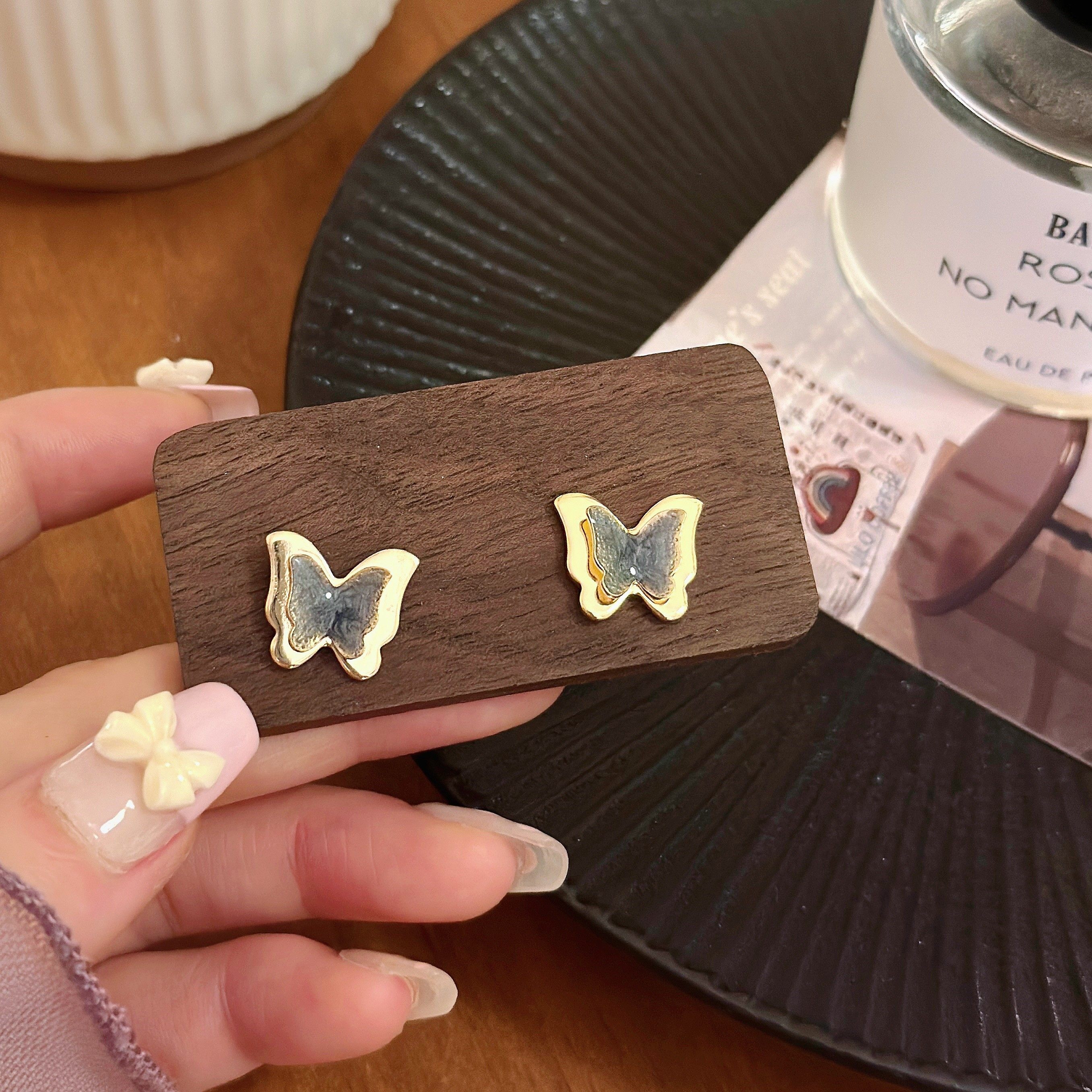 立体独特蓝色滴釉蝴蝶耳钉女精致小巧气质小众设计感耳饰优雅耳环,饰品/流行首饰/时尚饰品新,耳钉,淘宝优惠券,粉丝福利购,淘宝优惠卷