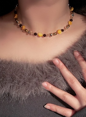 美拉德天然石项链女秋冬串珠焦糖色气质百搭毛衣链轻奢高级感颈链