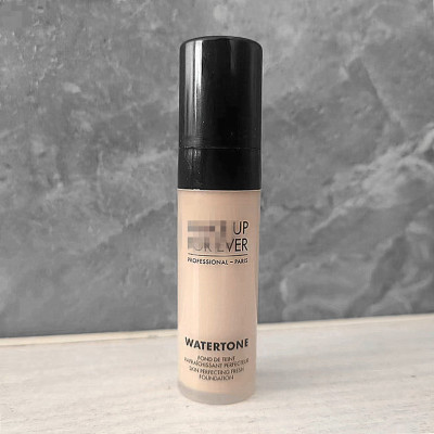 粉底液水润持妆象牙白