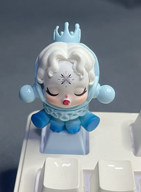 个性可爱泡泡玛特新款坐姿萌粒sp创意透光机械键盘生日礼物键帽