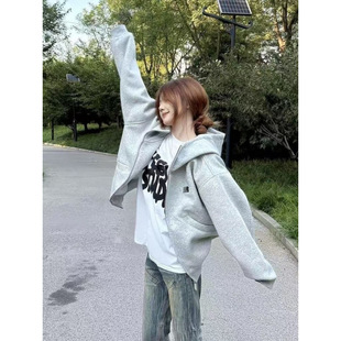 OUNI美式高街连帽卫衣女春秋季25新款韩系慵懒风oversize棒球外套