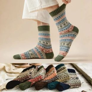 Mid Calf Breathable Moisture Thick Thermal Warm Men Socks