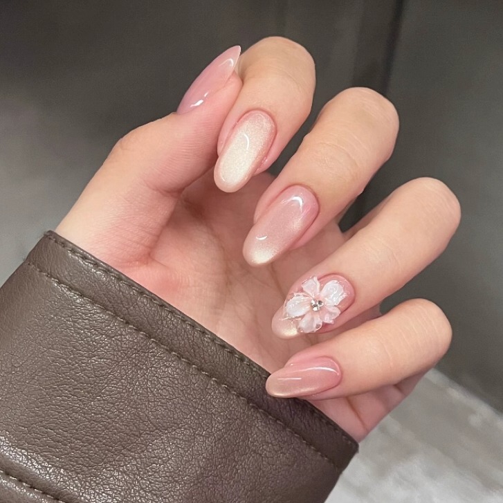 2025冬季限定立体冰花中长款美甲