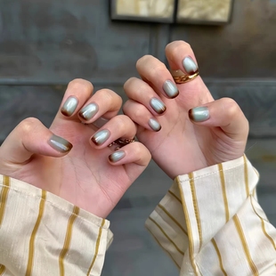 【落日余晖】秋冬新款手工穿戴甲棕色渐变法式猫眼ins辣妹高级感