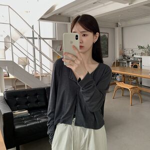 TG 两件套女2023秋装新款罗纹内搭吊带系扣开衫慵懒短款套装21265
