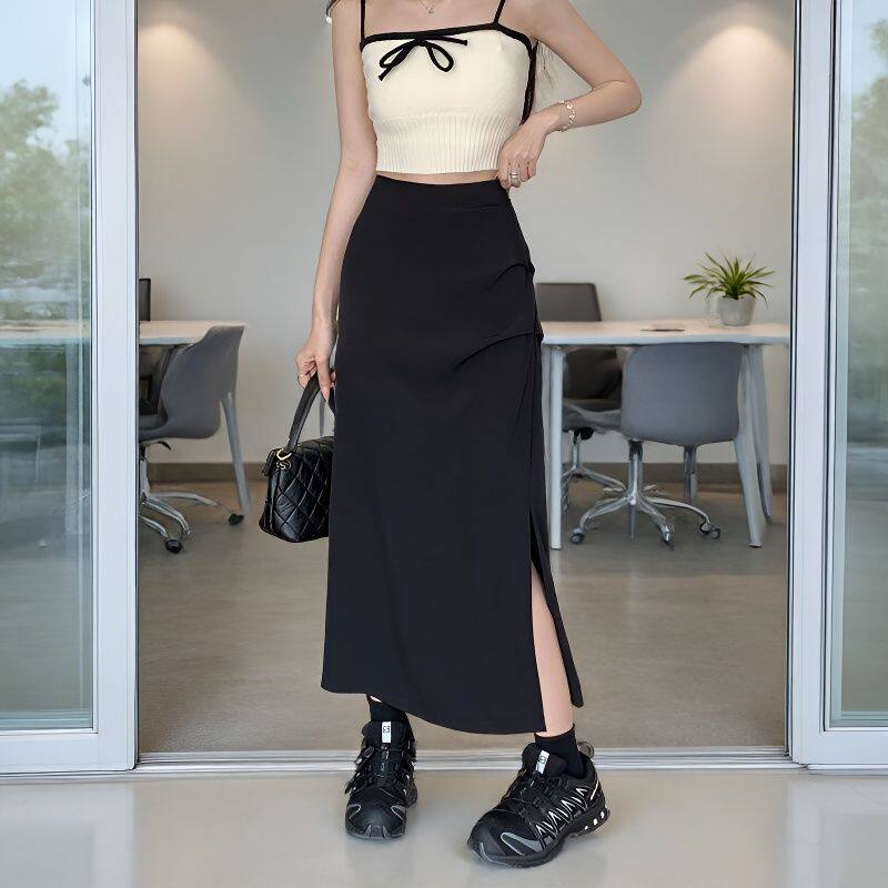 黑色半身裙女2026秋季新款高腰显瘦A字裙开叉简约中长款包臀裙子