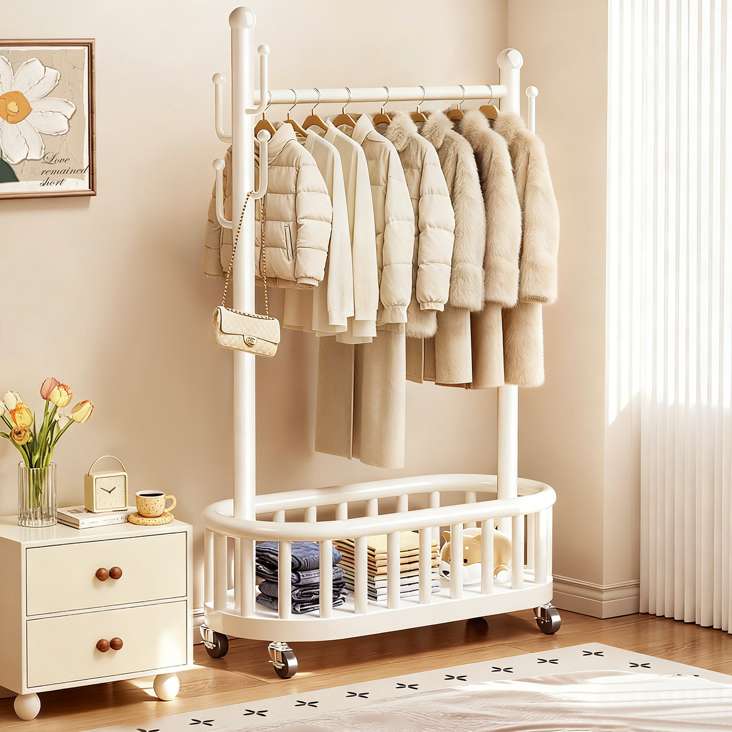 日本衣架落地卧室挂衣架家用室内轻奢晾衣服置物架房间简易衣帽架