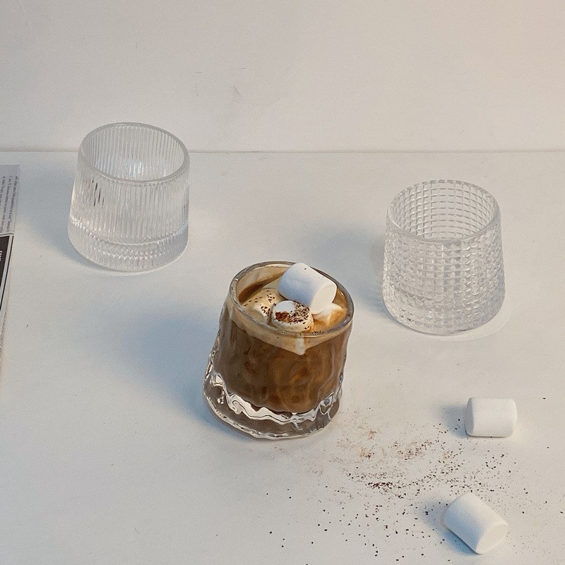 可旋转咖啡杯玻璃洋酒杯解压转转杯不倒翁威士忌酒杯陀螺啤酒杯