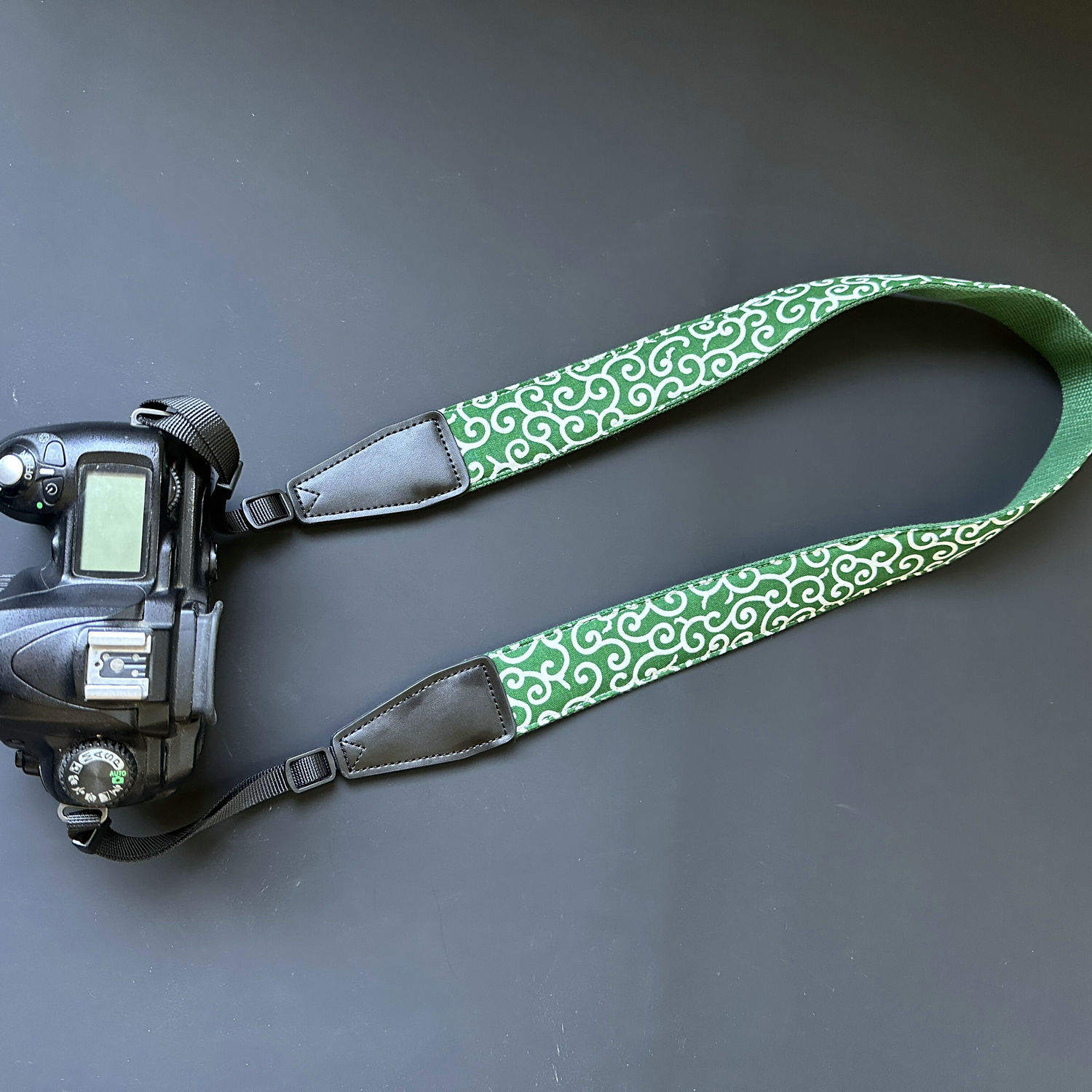 经典真皮皮头相机带UNIKSTRAP