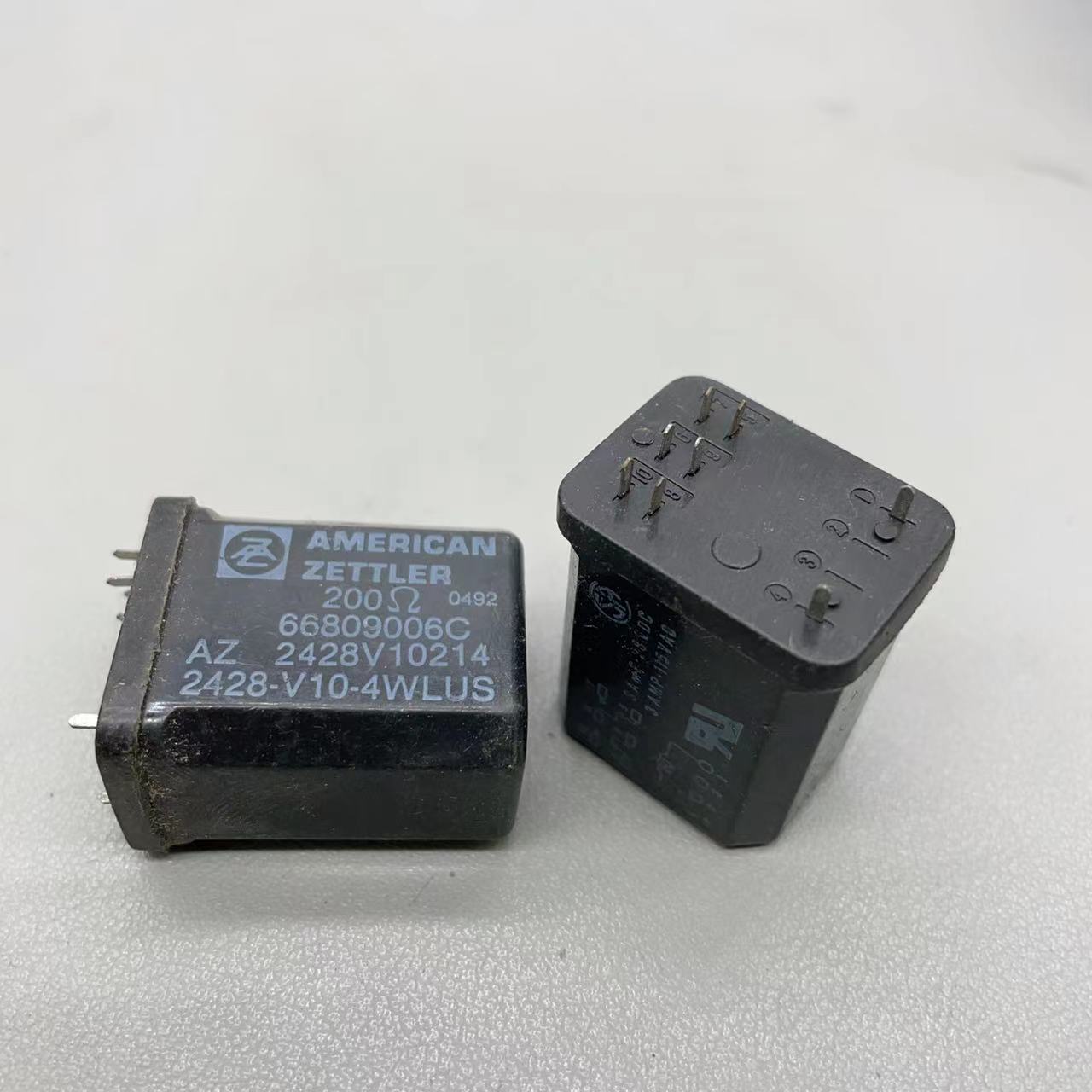 AZ2428-V10-4WLUS200欧继电器