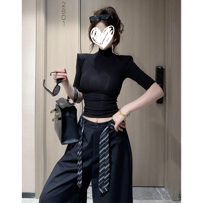 洋气黑色垫肩半袖T恤女秋冬半高领内搭打底小衫修身显瘦短款上衣