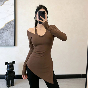 显瘦长袖 咖色V领打底衫 内搭设计感修身 2026新款 t恤上衣女 女初春季