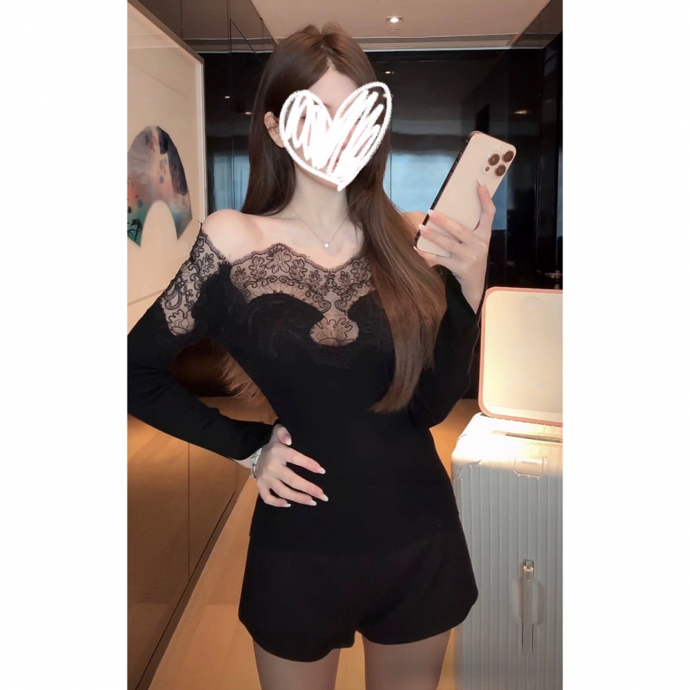 辣妹性感镂空蕾丝拼接露肩长袖