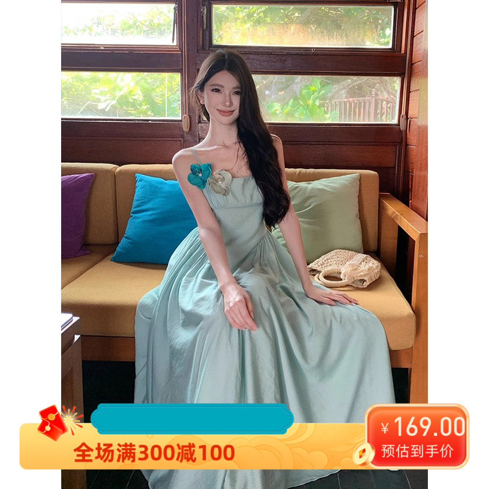 法式小众绝美气质吊带连衣裙仙女夏季高级感海边度假收腰沙滩长裙
