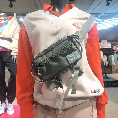 耐克Nike运动单肩包斜挎包背包