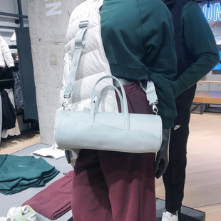 耐克Nike时尚 034 户外休闲运动旅行手提包拎包斜挎单肩包女DQ5812