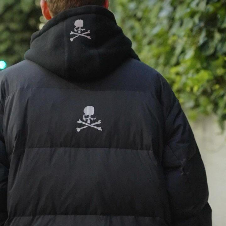 同步发售 WT 骷髅头联名别注2WAY轻便宽松保暖羽绒马甲羽绒服