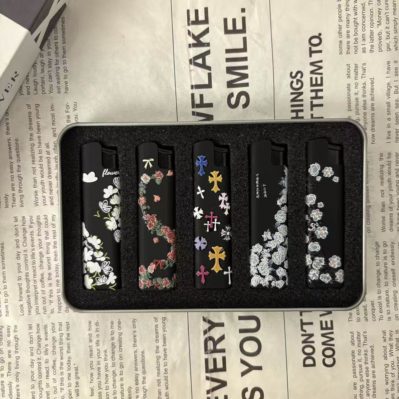原创手工diy防风打火机创意个性粉色火焰一次性高颜值网红爆款潮