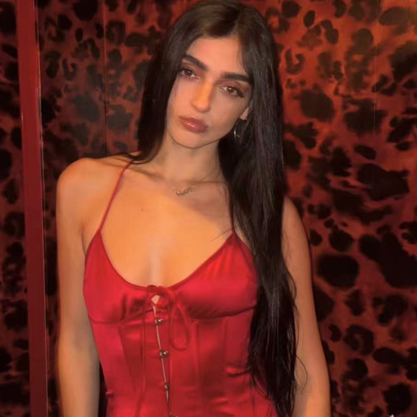 辣妹性感御姐风缎面鱼骨胸衣V领吊带收腰修身显瘦短款露脐上衣夏