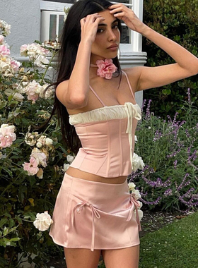 纯欲风芭比辣妹缎面反光鱼骨修身短款系带吊带背心夏季with jean