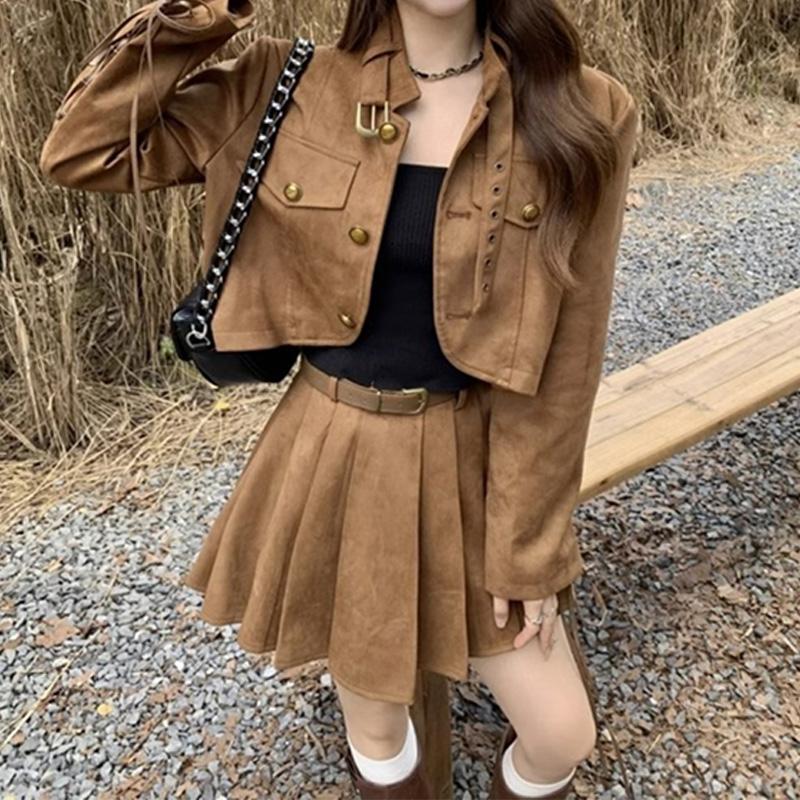 棕色外套夹克开衫半身裙乡美媚