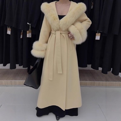 狐狸毛领双毛袖高级羊毛大衣