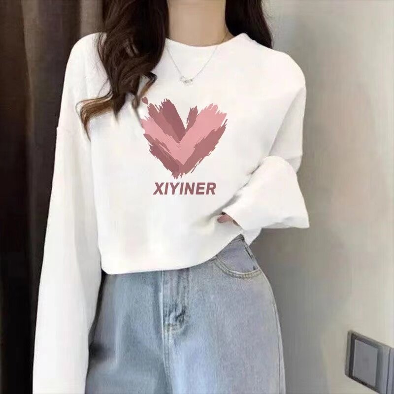 纯棉韩式休闲风宽松爱心印花卫衣女长袖圆领套头打底衫通勤白色