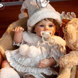 HK正版重生娃娃塑胶仿真玩具陪伴玩偶原创设计节日礼物可爱模型