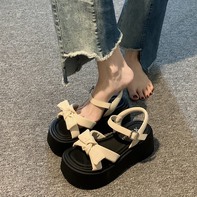 蝴蝶结一字扣厚底罗马凉鞋女款
