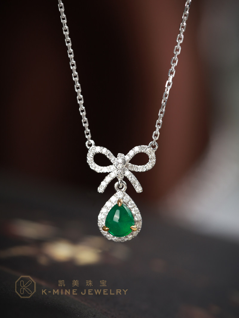 凯美珠宝18K金天然祖母绿钻石蝴蝶结吊坠项链锁骨链正品仙女气质