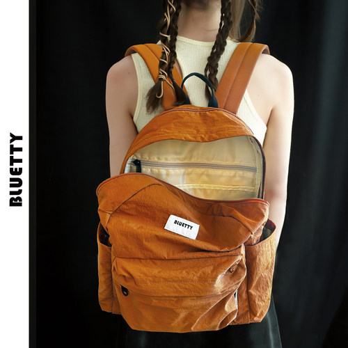 BLUETTY初中生书包轻便防水背包