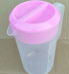 促销2500ml大容量带盖pp塑料量杯带刻度计量杯超透明耐高温奶茶杯