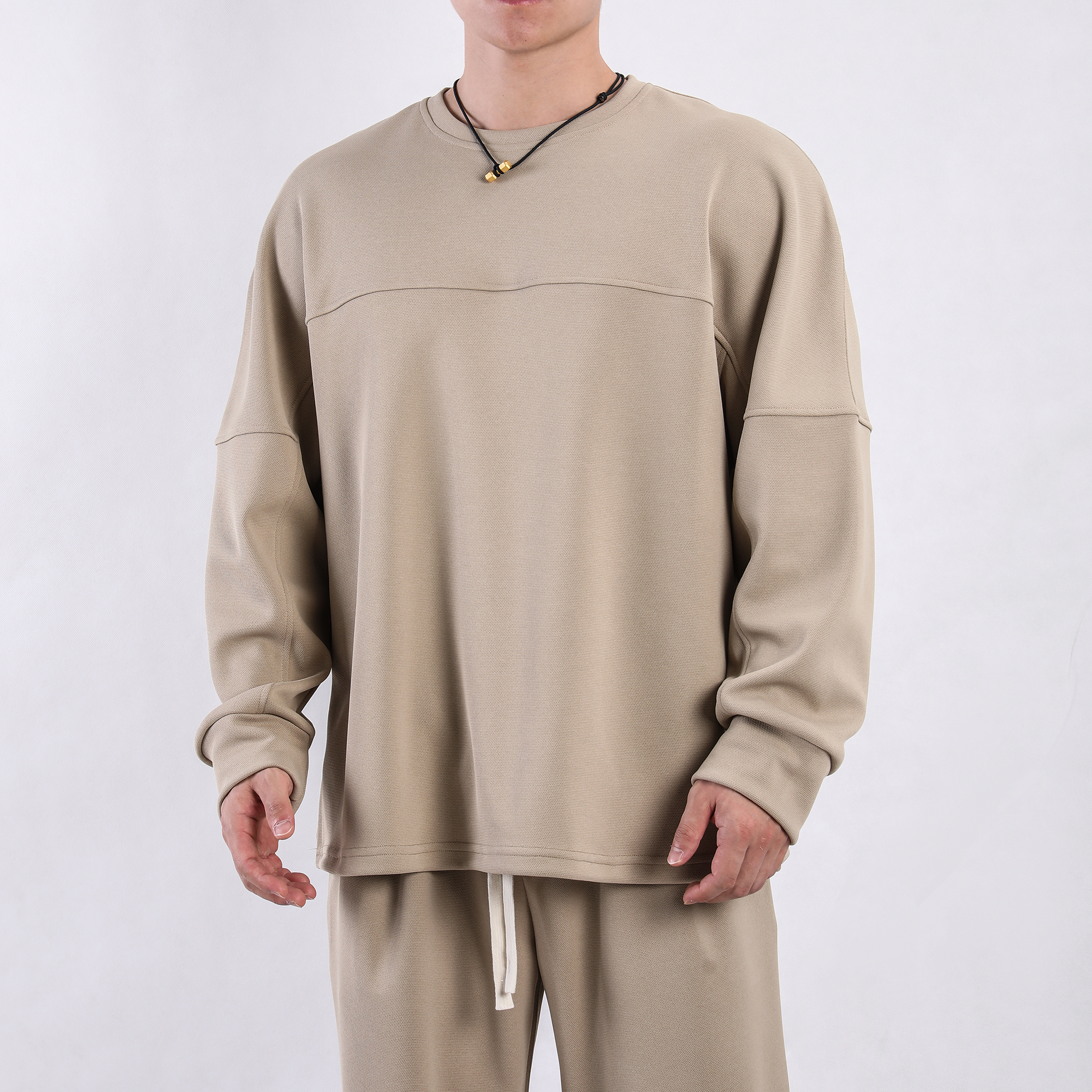 MAKN长袖运动炸街情侣薄款卫衣