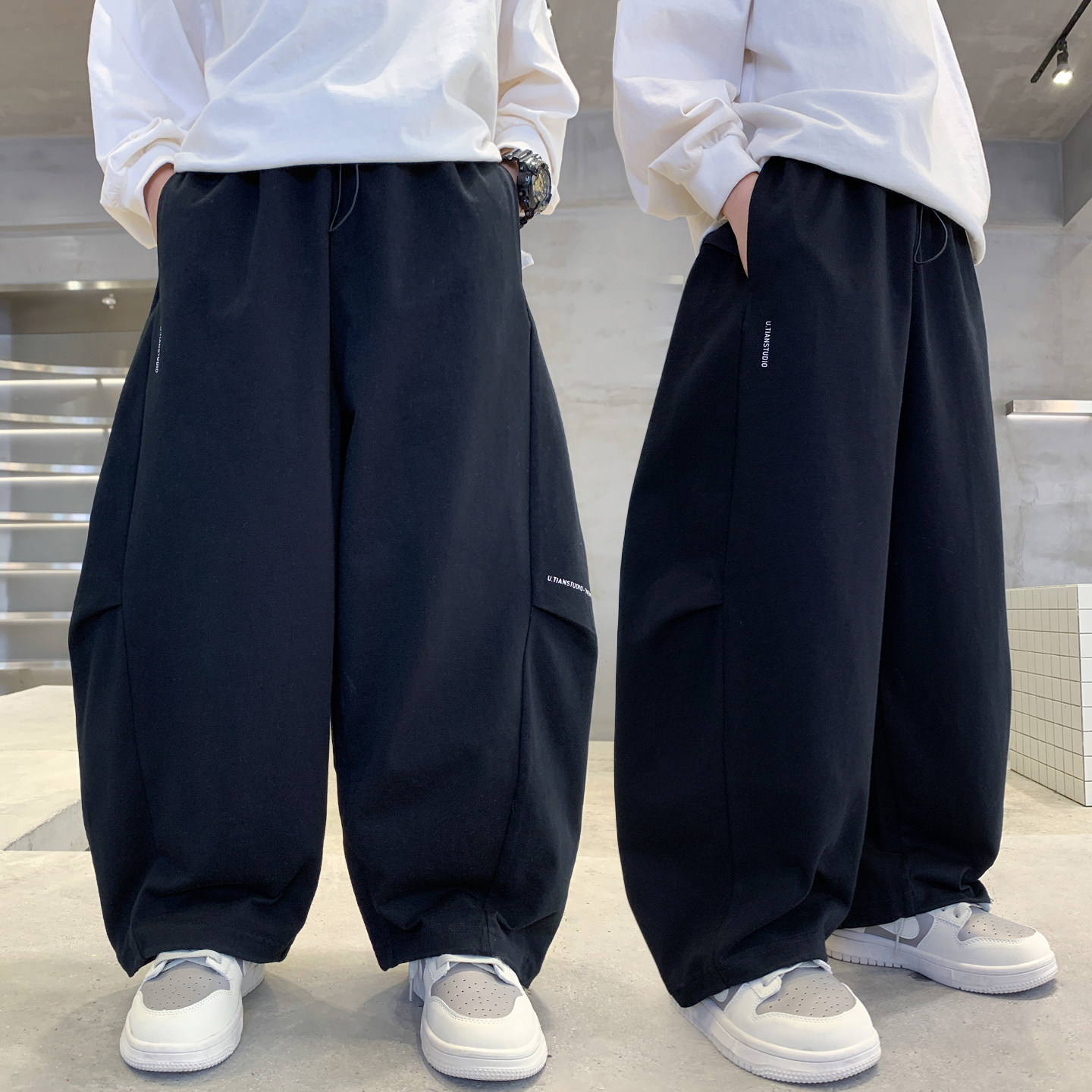 男童黑色宽松阔腿卫裤中大童运动长裤春秋款2026新款休闲款直筒裤