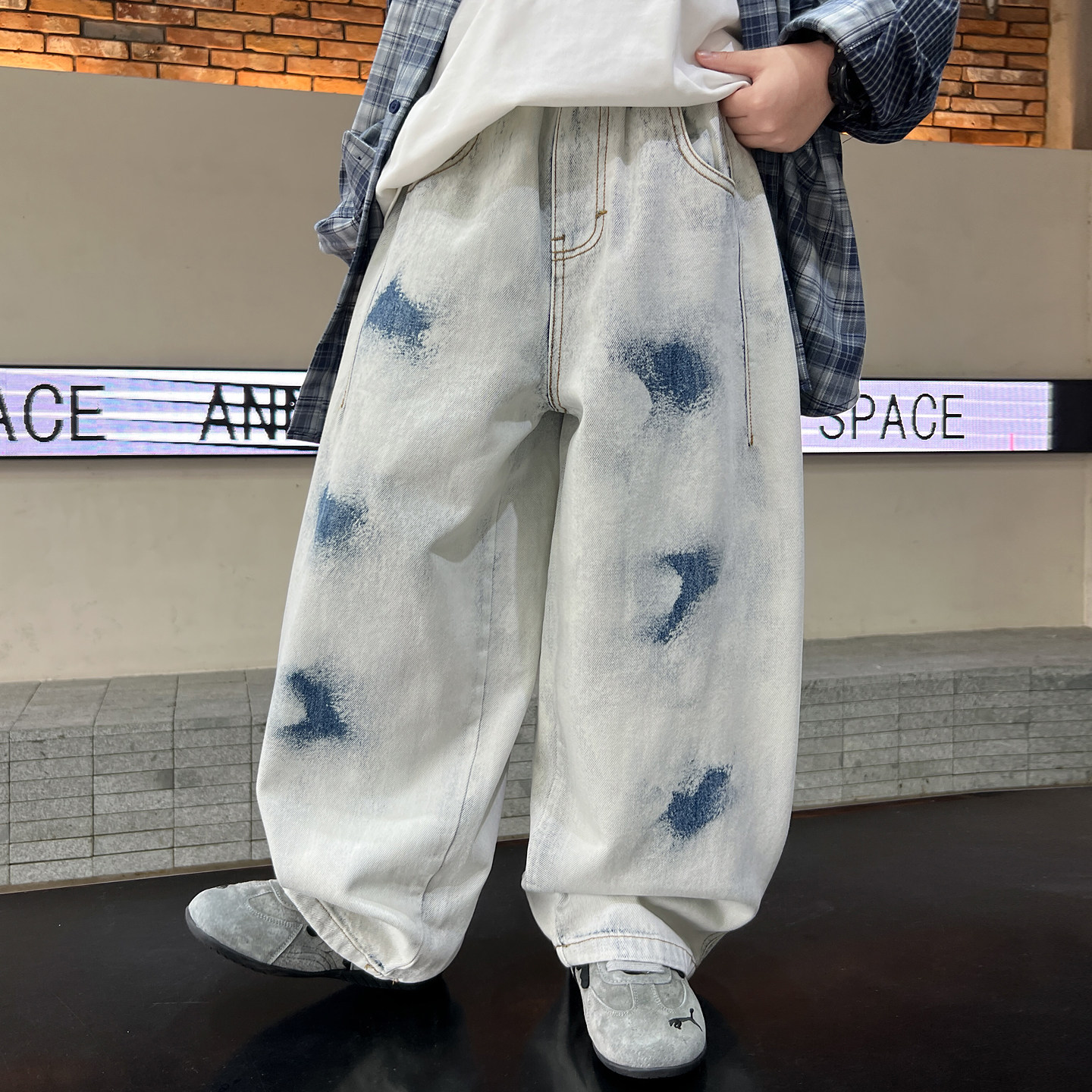 美式风破洞牛仔裤男童宽松直筒长裤松紧腰百搭阔腿裤2026新款休闲