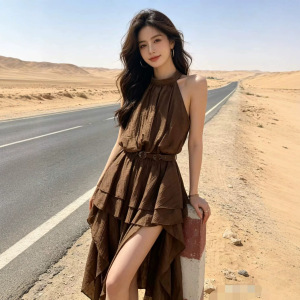 夏季新款女装无袖荷叶边连衣裙旅游度假腰带穿搭短裙沙漠出纯色系