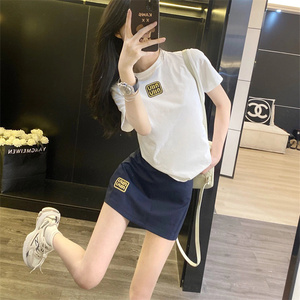 夏季甜美少女系半裙高版本刺绣2025新款圆领显瘦法式气质上衣套装