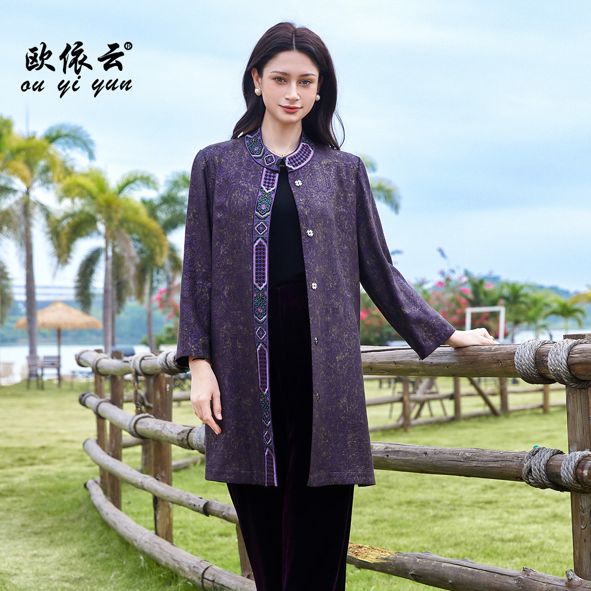 中年妈妈秋装外套显瘦洋气风衣女图片