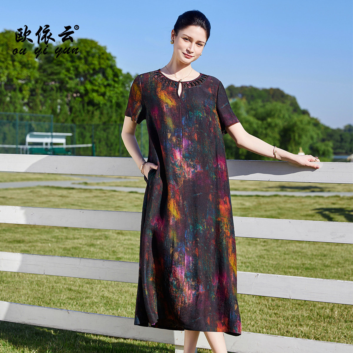 中年妈妈洋气连衣裙显瘦夏装裙子图片