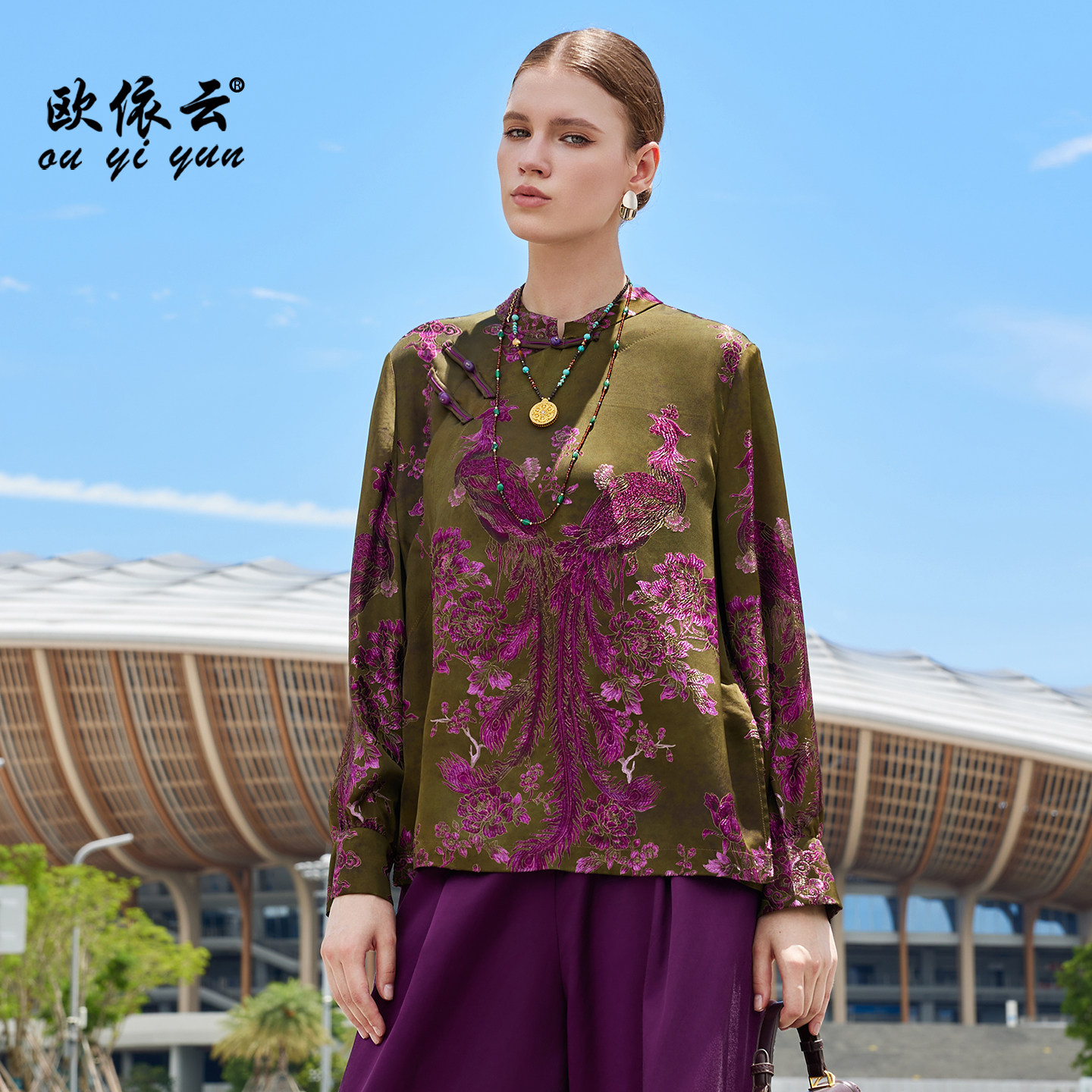 轻奢华丽刺绣衬衫女新中式薄上衣图片