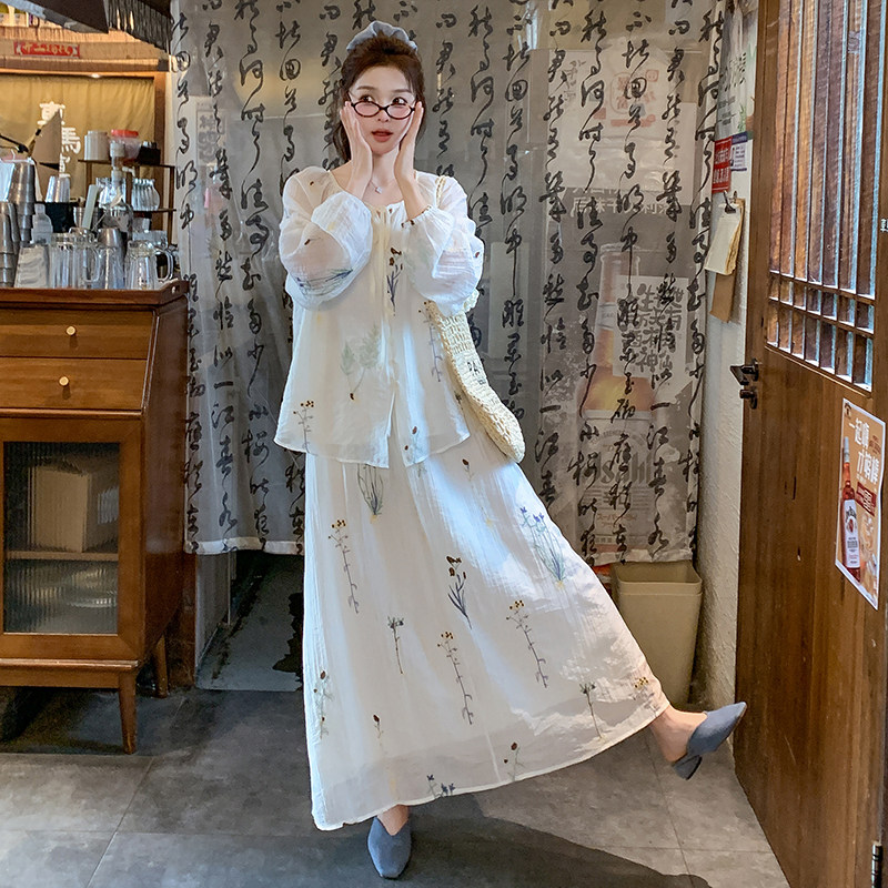 新款已出货Y1112风绣花两件套裙P155K228，女装套装/套裙，浙宝296