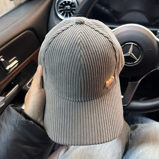 灰色鸭舌帽女款2026新款竖条纹显脸小美式帽子时尚韩国硬顶棒球帽